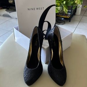 9 West Dress Pumps